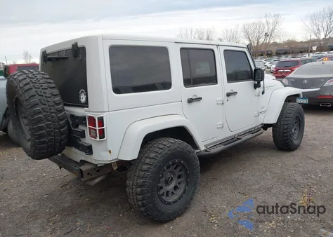 2013 Jeep Wrangler Unlimited Sahara z USA, uszkodzony, nr VIN 1C4HJWEG6DL693380